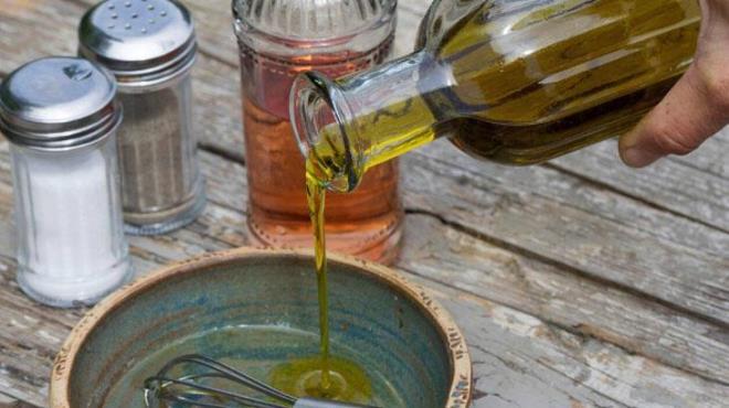 ok fazla karbonhidrat tketmediiniz halde kan ekerinizin sabahlar yksek olduunu fark ettiyseniz 'afak fenomeni' ad verilen bir etkiden kaynakl olabilir. Bu durum, karacierin eker yapmas ve devamnda gelimeye balayan bir etkidir.