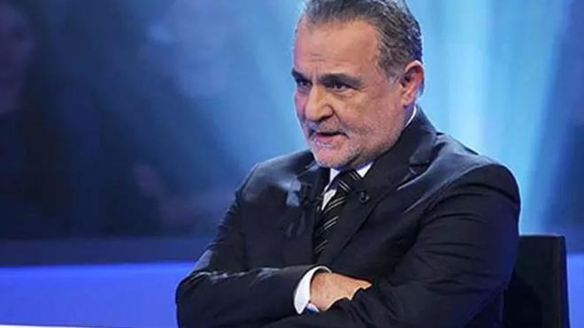 'Kim Milyoner Olmak ster'in hafzalara kaznan efsane sunucusu Kenan Ik, 9 yl nce spor salonunun saunasnda derek beyin kanamas geirmiti. Olay sonras Kenan Ik, komaya girmiti. Yusuf Gney, Ik ile ilgili aklalmaz szler syledi.