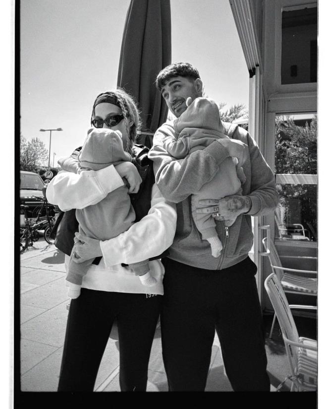 "AYEL'N KALP SORUNUNU BLYORDUK"<p>    Tedavi sonras hastanede gzlem altnda tutulan ve birka gn nce evine giden Ayel bebek ile ilgili Yasemin efkatli "Aslnda biz 21'inci haftadan beri Ayel'in kalp sorununu biliyorduk. Her hafta kontrolmz vard, bazen haftada iki. ok fazla doktor Ayel'in kalbini grd ve doduunda operasyon geireceini biliyorduk. Ben burada aslnda iyi kt bir sr eyi paylayorum ama bu sorunu kendi iimizde sindirip, zme gitmeye odaklandk. Doum sonras operasyon duyulunca ok fazla dua aldk, o kadar gzel mesajlar geldi ki bana da g oldu. nmzde biraz daha bir sre var ama bebi ok gl, her ey ok gzel olacak" ifadelerini kullanmt.