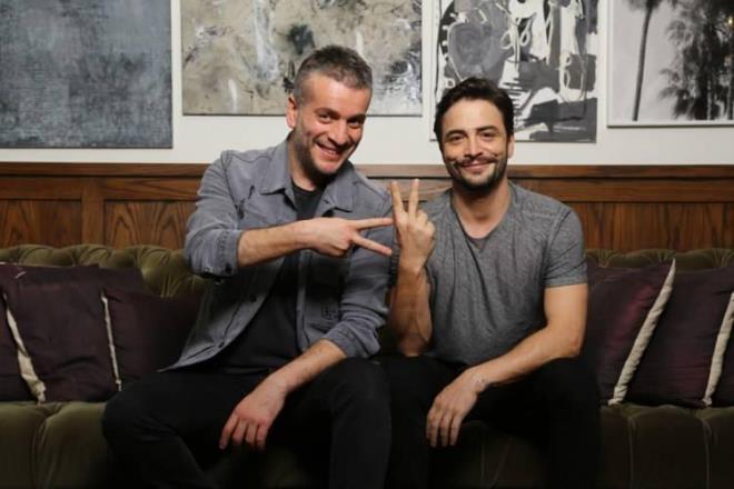 Medya sektrnn efsane ikililerinden Ahmet Kural ve Murat Cemcir'in yollarnn ayrlp ayrlmad merak konusu oldu. nl ikili, bir arada yer aldklar projelerle bir dnem frtnalar estiriyorlard.