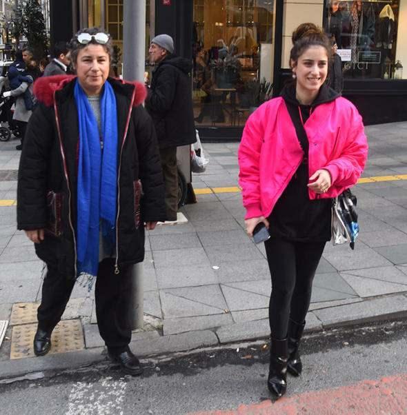 5 bin liray az bularak ok sinirlenen Ayegl Kaya'nn, "5 bin az! 15 bin lira isterim, deilse evimi boalt" diye bard renildi.