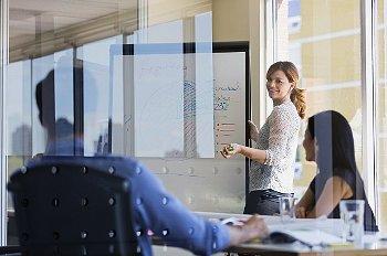 Makarna, salata yemeyi bilirsin Bu gidile evde kalabilirsin Bir karnyark yap da yiyelim Elinden i gelsin #beyazyakal