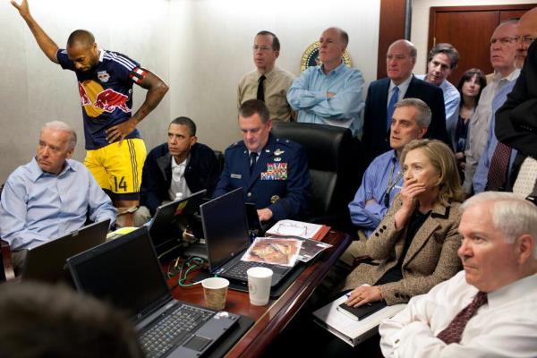 Thierry Henry, yapt gol sevinciyle bir anda twitter'a damga vurdu.