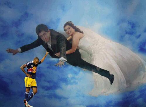 Thierry Henry, yapt gol sevinciyle bir anda twitter'a damga vurdu.