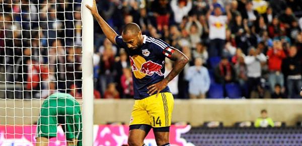 Futbol kariyerini ABD'de srdren eski Arsenal yldz Thierry Henry, yapt gol sevinciyle bir anda twitter'a damga vurdu.