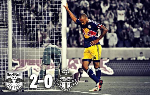 Thierry Henry, yapt gol sevinciyle bir anda twitter'a damga vurdu.