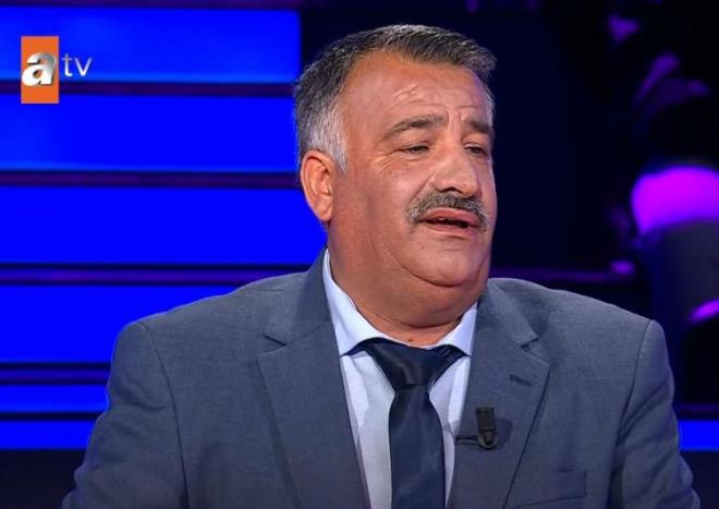 Yarmaya katlan Yakup ahin isimli bir yarmac programn heyecanna yenik derek ilk soruda verdii cevapla herkesi akna evirdi.