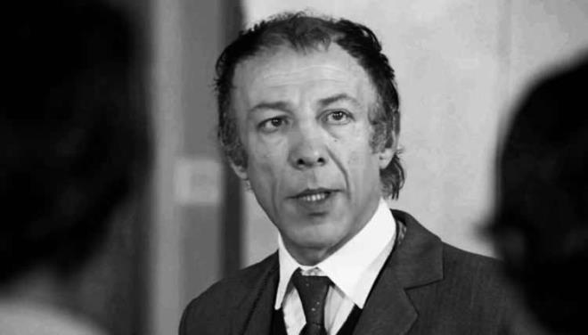 93 yllk mrne 4 evlilik sdran usta sanat Mnir zkul'un hi bilinmeyen olu ortaya kt.