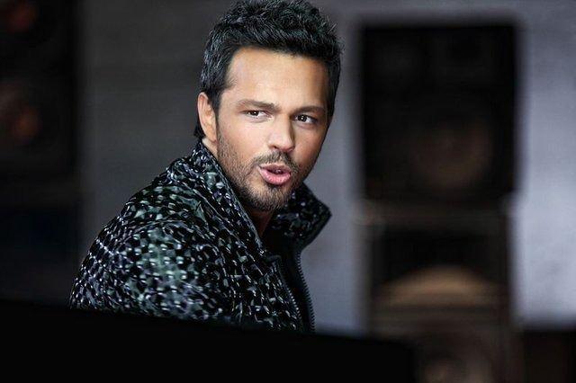 nl arkc Mustafa Topalolu'nun olu ve ayn zamanda nl mzik yapmcs Hilmi Topalolu'nun yeeni olan alayan Topalolu, getiimiz gnlerde Pnar Kerimolu'nun programna konuk oldu.