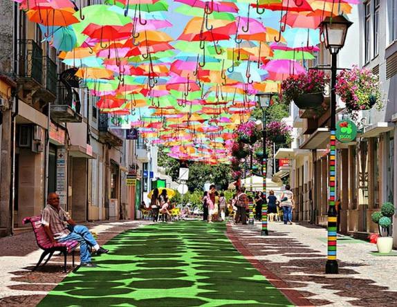 <b>16. Lizbon, Portekiz</b>  <p> 12 czdann 1'i</p>