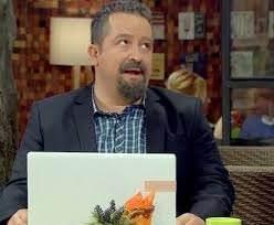 TRT ekranlarnda bir dneme damga vuran Seksenler dizisinde Niyazi karakterini canlandran nl oyuncu Vural elik sektrde kendine uygun i bulamaynca Trkiye i Kuruma ( KUR) bavurdu.