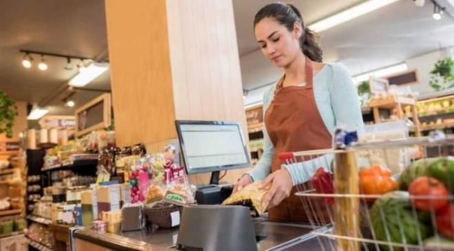 statistiklere gre, imalat sanayisinde ilk 4 ayda eleman a says 341 bini geti. Onu idari hizmet faaliyetleri izliyor. Bu sektrde de 128 bin 468 ak i pozisyonu var. Toptan ve perakende ticaret sektrnde de 113 bin 509 eleman a var.