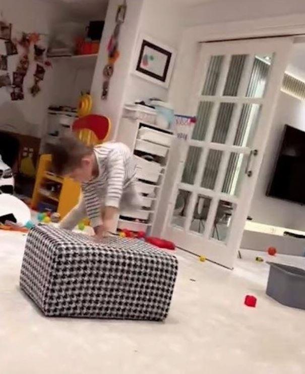 te Burak zivit ve Fahriye Evcen'in 4 katl lks villasndan kareler...