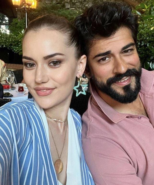 Yapt paylam ksa srede herkesin dikkatini ekerken Burak zivitl'e olan ak yuvalar da gndem oldu.