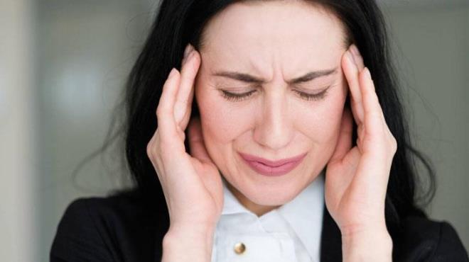 Stresi gidermek iin dokunu nasl yaplmal?<p>    lk olarak sizi rahatsz eden ana dnceyi tanmlamak byk nem tar. Her eyin temeli bu anda balad iin stres yaptnz konudan kanmamalsnz. Ana duygu, dnce, inan veya fiziksel hissi kendiniz iin tanmlamalsnz.