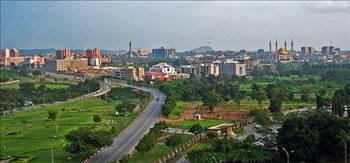 <p><b>24-Nijer</b></p>    Mslman nfusu: 10,499,343    <p>Mslman oran: 90%</p>