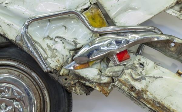 Eskiden defter arasna konulan ieklerin yllar sonra ald halden esinlenerek balad almasnda, gerek arabalar kullanmas serginin ilgi ekiciliini artrd.