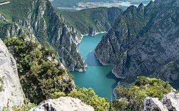 Samsun<br>  Nfusu 1.368.488 olan Samsun?da bulunan mutsuz insanlarn il nfusuna oran yzde 9,72.