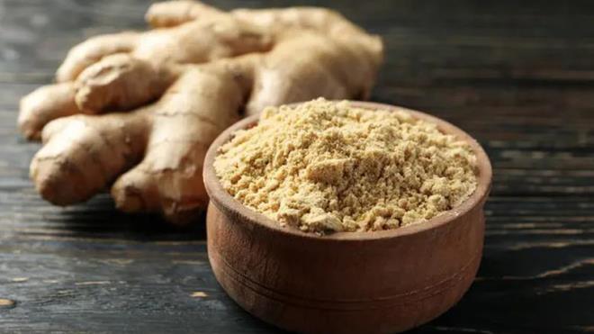 Zencefil: bn-i Sina'nn asrlar ncesinden nerdii zencefil, hafzaya faydal olabiliyor. Bu nedenle zehir gibi hafzann srr gibi grlebiliyor. te yandan sindirimin kolaylamasnda yardmc olabiliyor. Ayrca grme problemlerine ve mideye yararl olabiliyor.