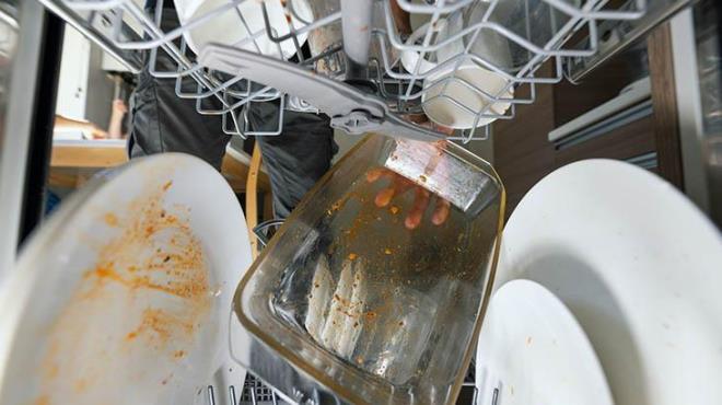 Bulak makinesi temizliinde sirkeyi klorla kartrmak gibi bir hata yapmayn. Bu makinenize zarar vermekle kalmaz ayn zamanda zehirli dumanlar kmasna sebep olabilir.