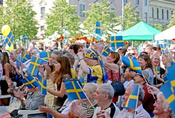 Hollandallar, sveliler ve ngilizler takip ediyor