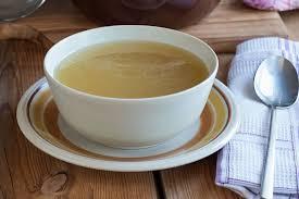 Kemik Suyu: Kemik suyu, kolajen ve dier nemli besin maddeleri ierir. Ev yapm veya doal olarak hazrlanm kemik sular tercih edilmelidir.