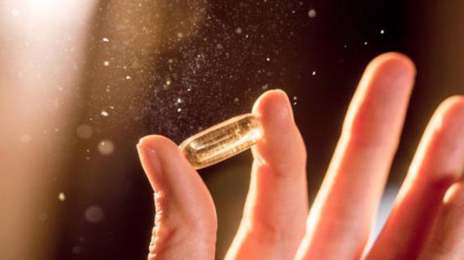 Yaynlanan bilgiye gre mutlaka D vitaminini takviye olarak kullanmas gereken baz gruplar bulunuyor. lk olarak 1-18 ya aras ocuklarda grlen D vitamini eksikliinin tamamlanmas gerektii dnlyor. O nedenle ergenlik dnemine kadar vcutta D vitamini depolarn doldurmak nemli.