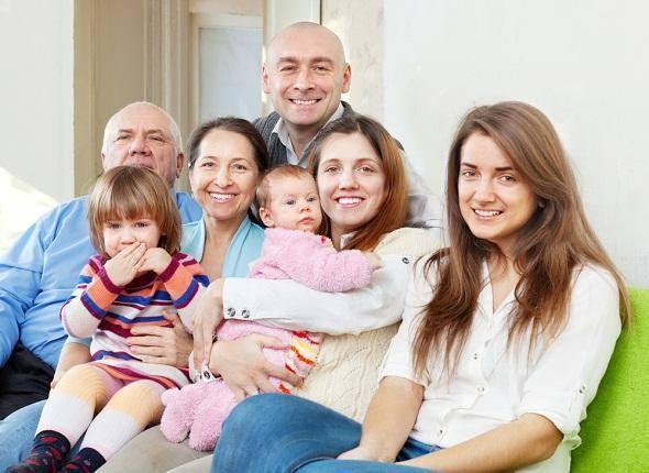 ?imdi bayram geliyor, bayram Mslmann sevincidir, mutluluudur? diyebiliriz. ocuklar sslemeleri, kutlamalar severler.