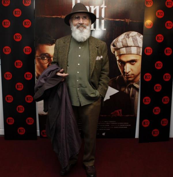 Trk sinema ve tiyatro oyuncusu, ynetmen, yapmc ve senarist Tuncel Kurtiz hayatn kaybetti.