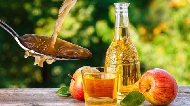 Peki elma sirkesinin genel salk asndan gerekten yararl m? Healthline, salk profesyonellerinin aratrma bulgularna dayanarak ACV'nin tketim iin salkl olduunu dorulad.