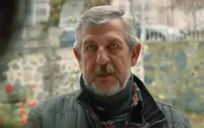 Yaprak Dkm, Kampisistan ve Pis Yedili dizilerindeki rolleriyle hafzalara kaznan sinema oyuncusu Yusuf Atala gzaltna alnd.