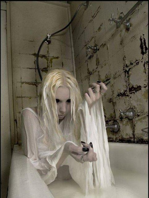 Bu fotoraflara gece ktnde bakmayn...