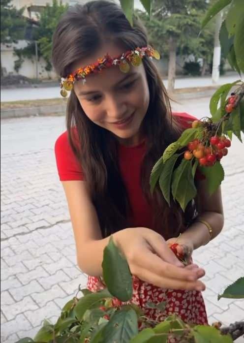 nl oyuncunun ky halleri sosyal medyada beeni toplad.