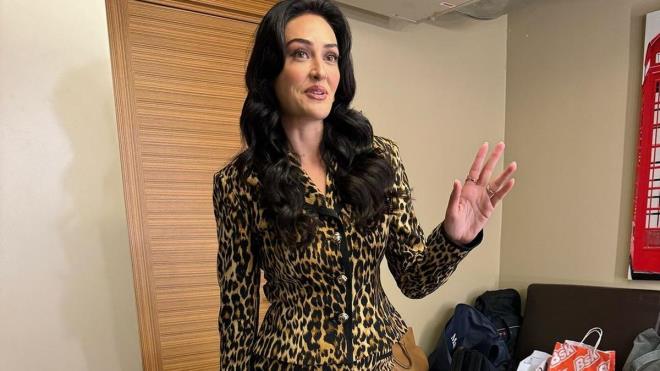 Esra Bilgi, rol ald Dirili Erturul, Bir Umut Yeter, Ramo ve Kanunsuz Topraklar gibi projelerin ardndan kariyerinde byk bir ilerleme yaad. Esra Bilgi baarl oyunculuk kariyerinin yan sra gzelliiyle de beeni topluyor.