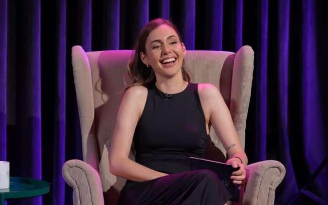 lk tanma anlarnn stinye Park'ta yaandn syleyen Tatlses, arabasn valeden almaya doru giderken "Yasemin beni eziyordu" dedi.