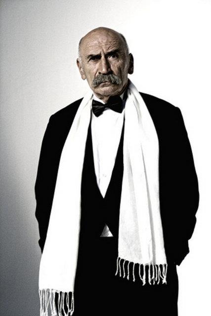 Bir yldz daha kayd...