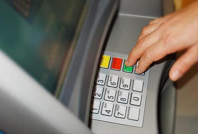 ATM'den gnlk para ekme limiti ykseldi. 13 banka yeni rakam duyurdu. te vatandalarn daha byk miktarlarda nakit ekebilmesine olanak tanyacak olan o limitler...