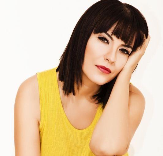 <p><b>YEM SALKIM</b></p>  Tuncelkurtiz bamz saolsun Trk Tiyatrosunun Byk Ustas