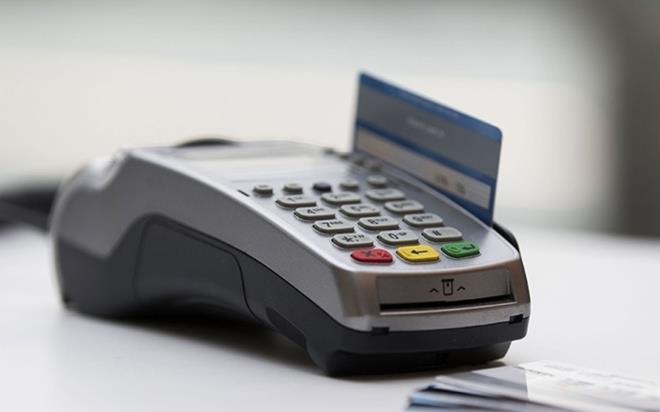 Kredi kart kullananlar dikkat! Bankaclk Dzenleme ve Denetleme Kurumu (BDDK) bankalara yollad talimat ile kredi kart limitlerinde deiiklie gitti.