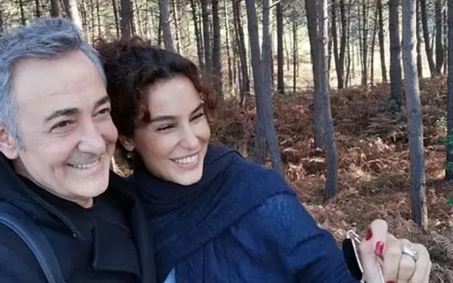 27 yllk evliliklerini 2023'te srpriz bir ekilde noktalayan Arzum Onan ile Mehmet Aslantu'un oullar Can, niversiteden mezun oldu. nl ikili, oullarnn mezuniyet treninden kareleri takipileriyle paylat.