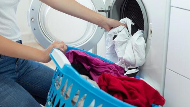 amar makinesinde renklerin karmas can skc bir durum olabilir. Ancak bu durumu dzeltebilecek baz yntemler bulunuyor. te bu sorunu zmek iin evde kolayca uygulayabileceiniz admlar.