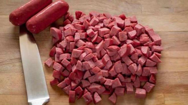 Salkl beslenme, vcudun ihtiya duyduu besin maddelerini dengeli bir ekilde almay ve zararl yiyecekleri snrlamay ieren bir beslenme biimidir. Genel salnz korumaya ve uzun vadede hastalklar nlemeye yardmc olabilir.