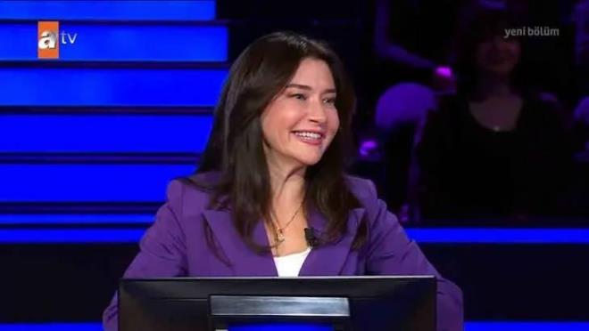 Dnyann en ok kazandran ve ATV'nin en ok izlenen programlarndan Kim Milyoner Olmak ster'de bugn izleyicileri ekrana kilitleyen heyecan dolu anlar yaand.