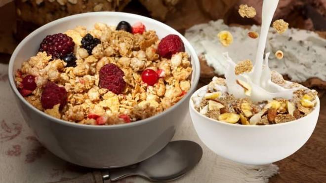 lenmi tahllardan yaplan kahvalt gevrei, gnmzde olduka popler. Genelde kahvaltlarda ya da ara n olarak tketilmesi nerilen msr gevrekleri  st, yourt ve meyve ile yenir. Salkl beslenme programlarnda ve pek ok ocuun kahvaltsnda yer alan gevreklerin zehir satn biliyor muydunuz?