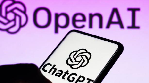 Daha nce yneticileri, bu endieleri grmezden gelmek ve gzetimi engellemekle sulayan birka eski alan ne kmt. Srekli deien kurumsal yaps gz nne alnarak OpenAI?nin gvenlie verdii nem de sorgulanyor.