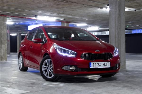 KIA Ceed Manuel 1.6 motor dizel yakt tketimi 4.3
