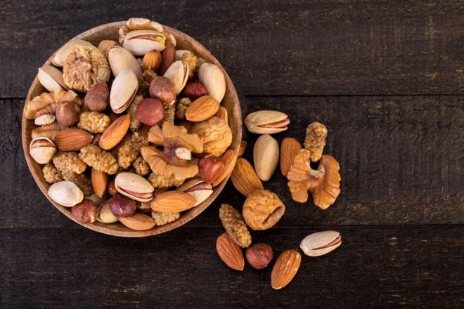 Beynin oksidatif strese karşı korunmasına yardımcı olan antioksidanlar, E vitamini ve omega-3 yağ asitleri bakımından zengindirler.