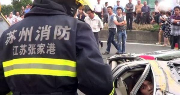 'Dnyann en ansl kadn in'den kt'