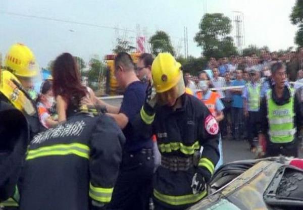 'Dnyann en ansl kadn in'den kt'