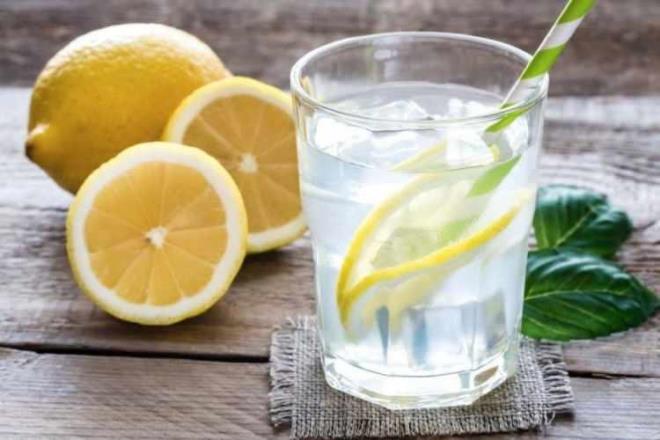 Yaplan aratrmalara gre limonun ve limon suyunun ierdii C vitamini ve biyoaktif bileenler obeziteye bal artan infalamasyonun basklanmasnda da etkin rol oynuyor.
